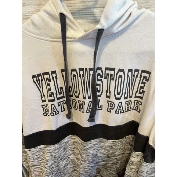 Woman's Exist Yellowstone National Park Pullover Hoodie Size XL - Picture 2 of 4